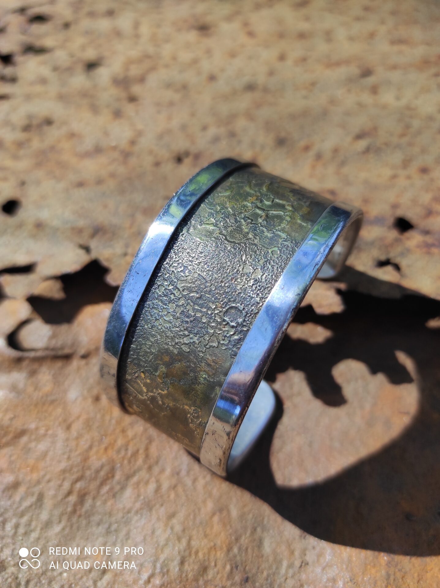 Bracelet aluminium et laiton irisé — 3