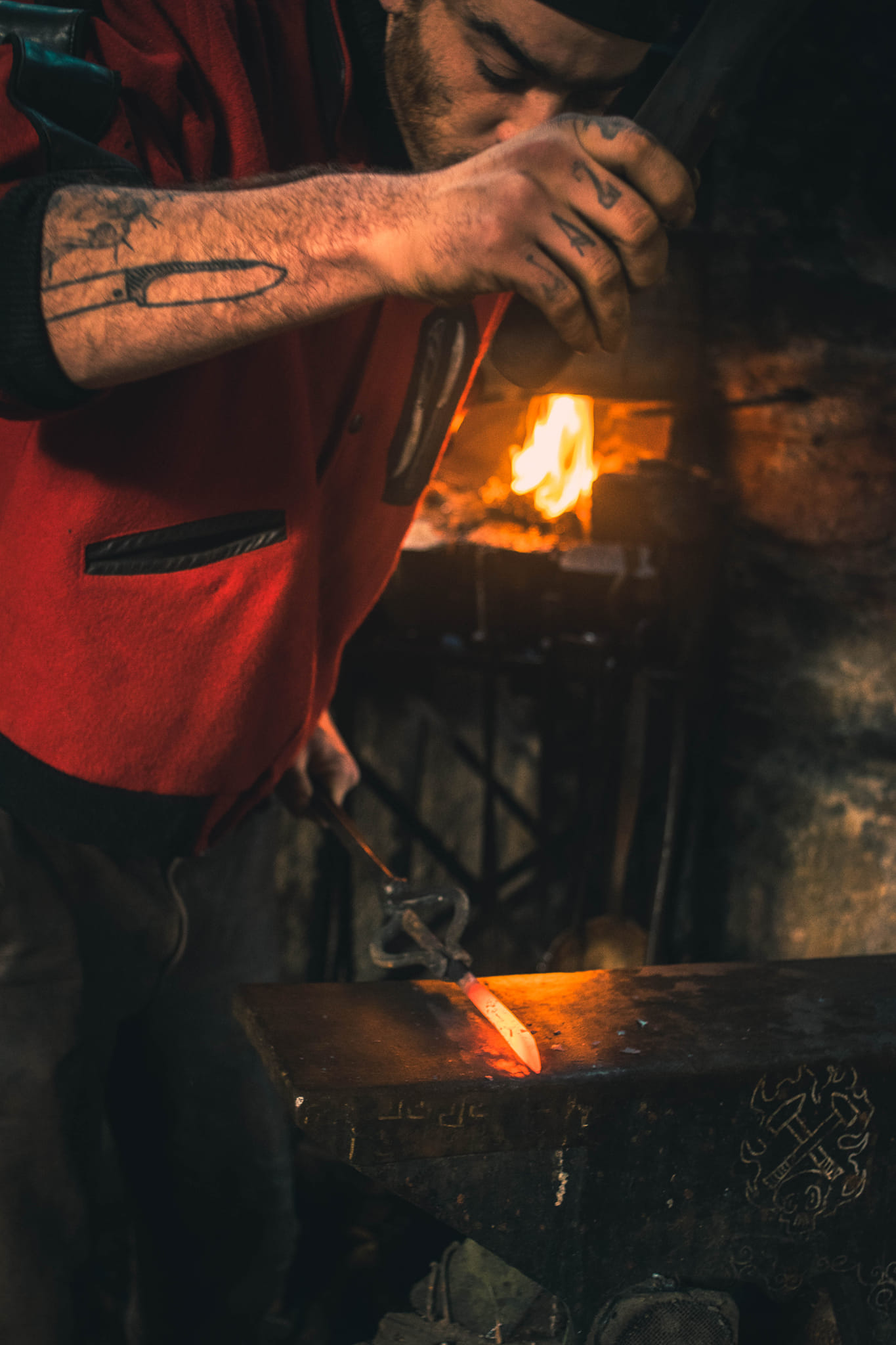 forge de la pointe du couteau